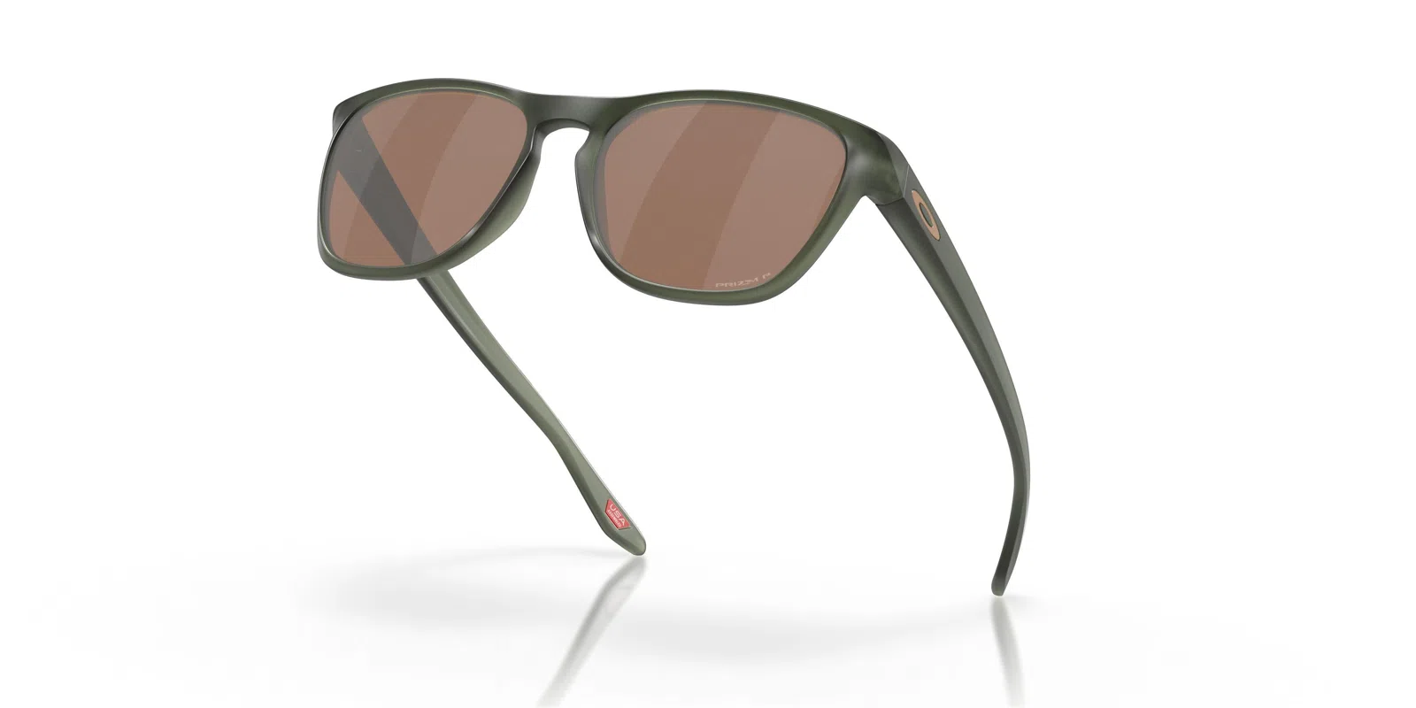 Oakley Manorburn 9479 Sunglasses - view 69